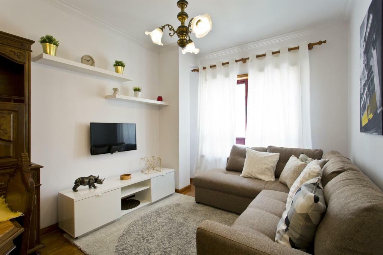 Rustic Bright Flat With Netflix - City Centre Порто Екстериор снимка